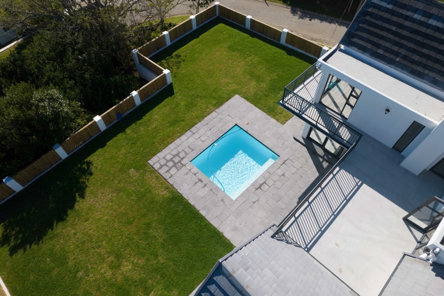 4 Bedroom Property for Sale in Kromme River Estate Eastern Cape